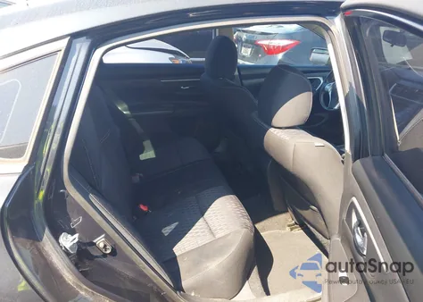 2016 Nissan Altima 2.5 Sv z USA, uszkodzony, nr VIN 1N4AL3AP2GC112452